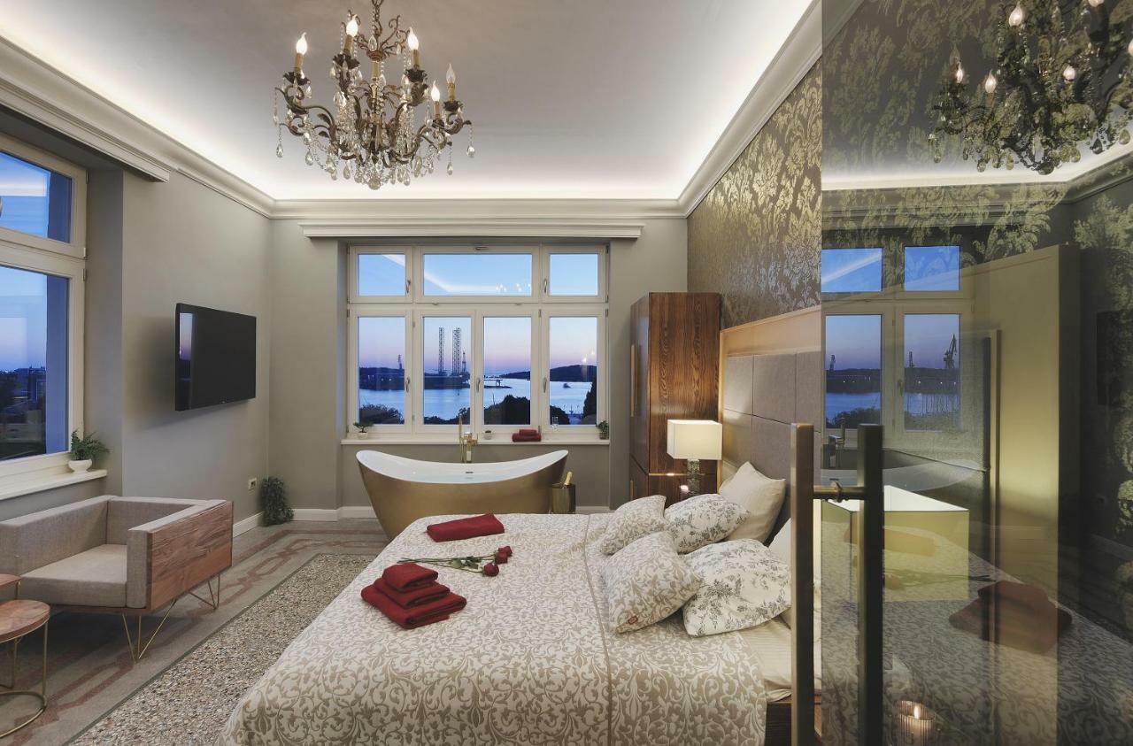 Arena & Seaview Luxurious Residence Πούλα Εξωτερικό φωτογραφία